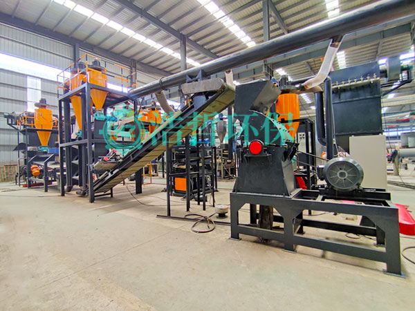 動(dòng)力電池退役為動(dòng)力電池回收產(chǎn)業(yè)帶來(lái)巨大市場(chǎng)